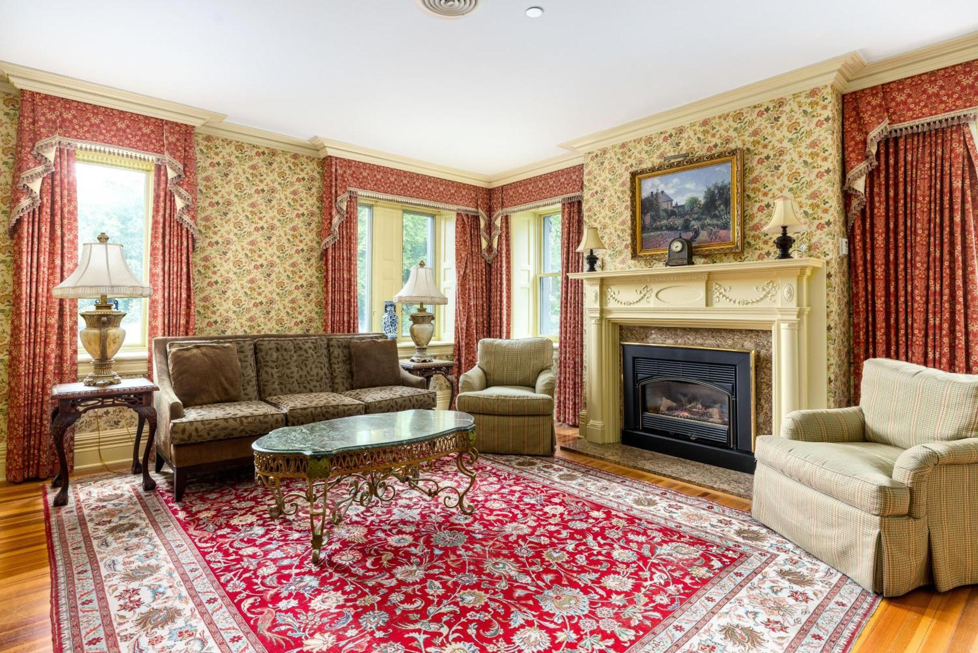 The Inn At Erlowest Lake George Esterno foto